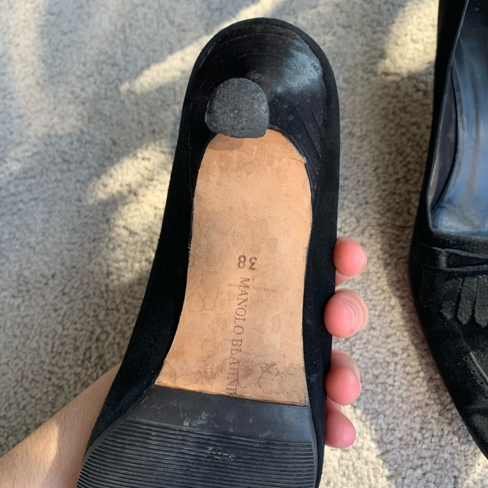 Vintage Manolo Blahnik suede pumps - Picture 5 of 10